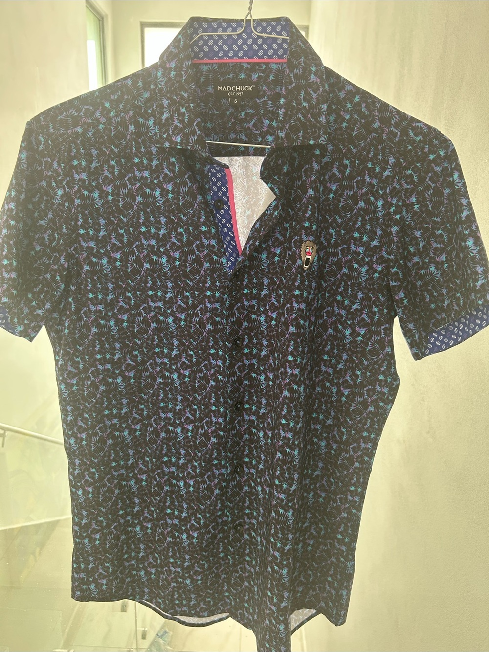 Madchuck Men's Navy patterned button down Short-Sleeve Shirt